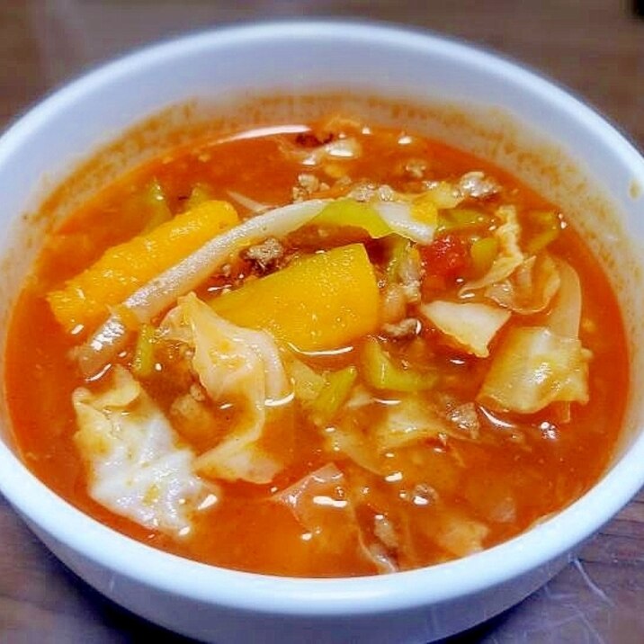 残ったミートソースで!! 簡単野菜スープ♪